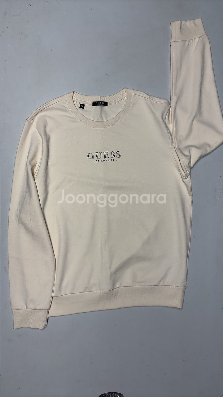 게스 [가을] 남자 라운드 맨투맨 티셔츠 L 사이즈--0