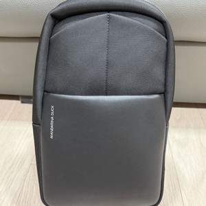 만다리나덕 백크로스 판매합니다.