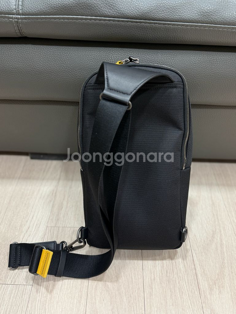 만다리나덕 백크로스 판매합니다.--1