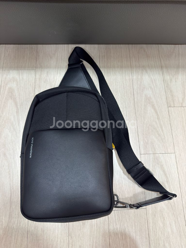 만다리나덕 백크로스 판매합니다.--2