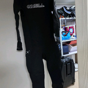 오닐 남성 웻슈트 XL + 마레스 장갑