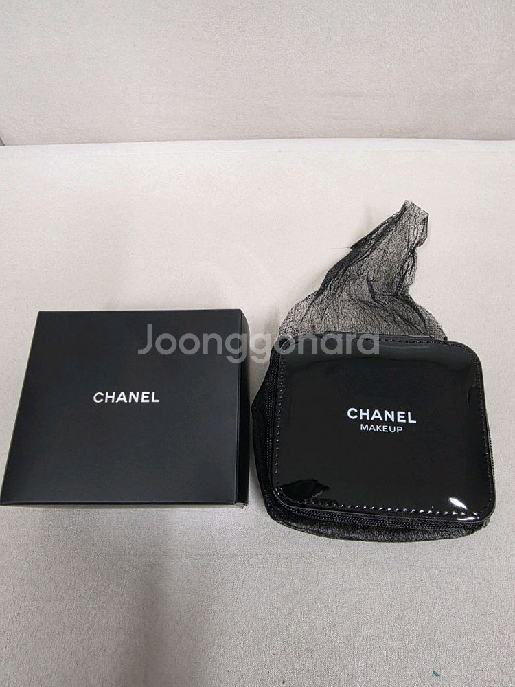 샤넬 메이크업파우치(미사용)--0