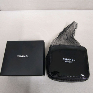 샤넬 메이크업파우치(미사용)