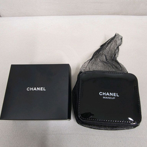 샤넬 메이크업파우치(미사용)