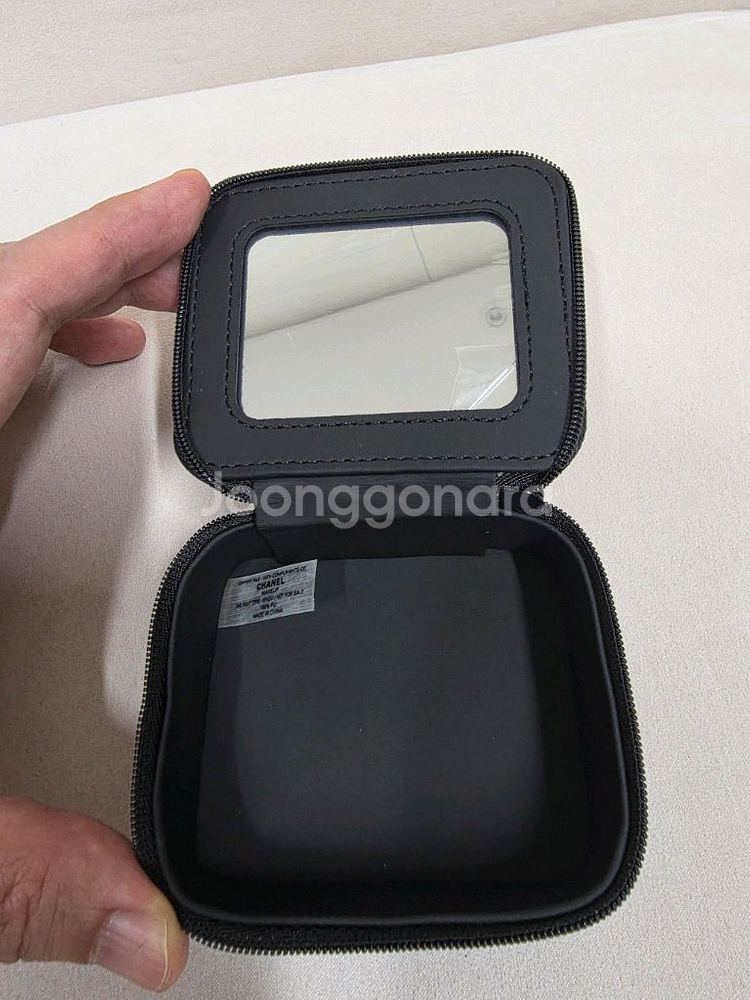 샤넬 메이크업파우치(미사용)--2