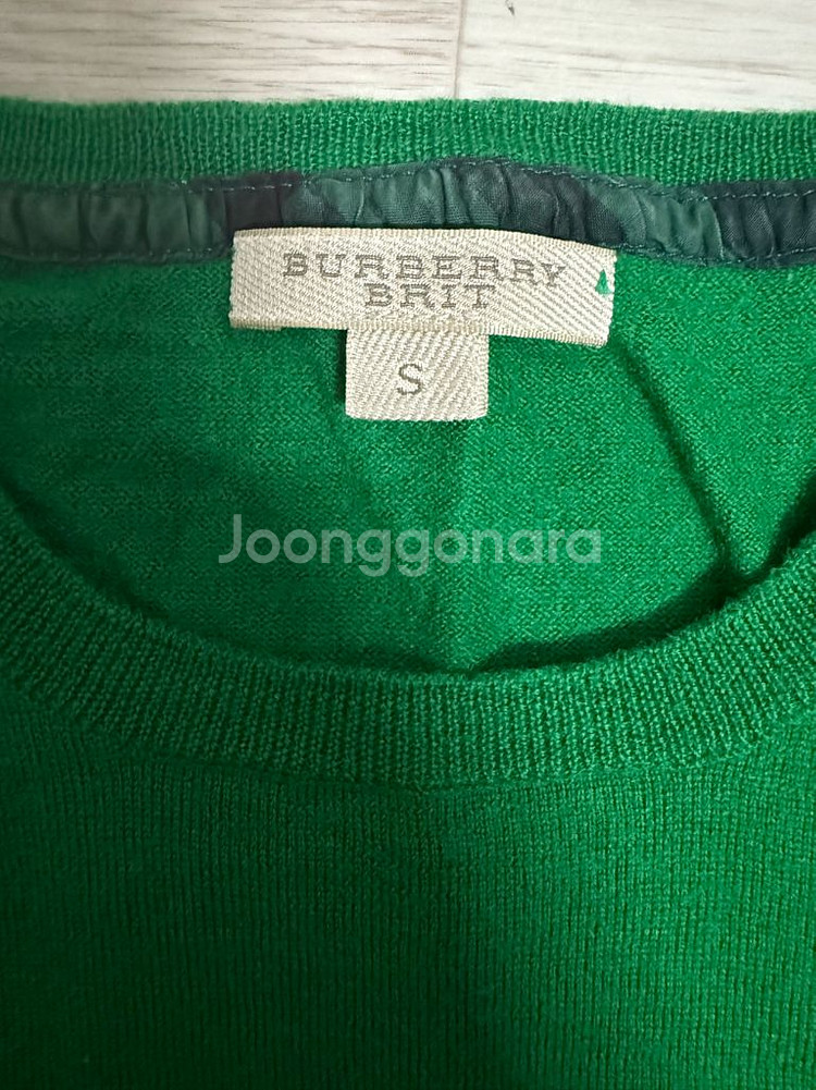 버버리 여성 그린 니트 S--2
