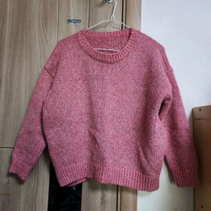 핑크 니트 스웨터