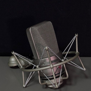 TLM103 Studio Set 노이만 콘덴서마이크