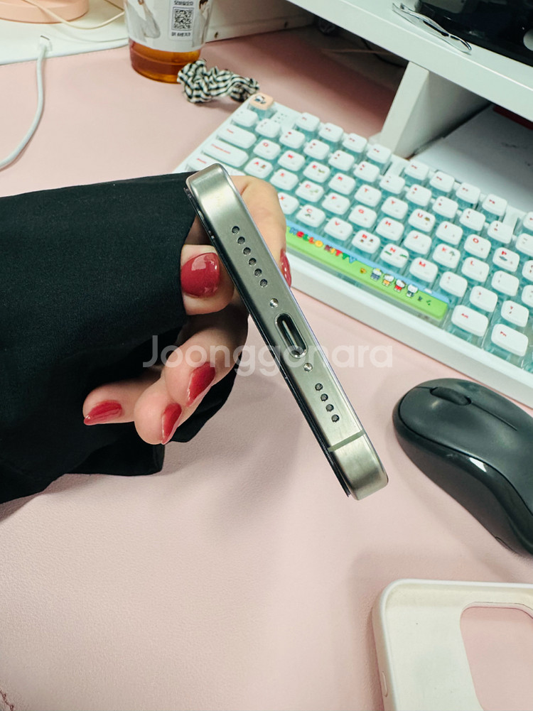 아이폰15promax 256GB 네츄럴티타늄--4