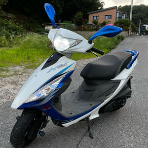 스즈키 넥스 125 오토바이 스쿠터