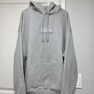 슈프림 쭈리 후드 티셔츠팝니다. 새상품