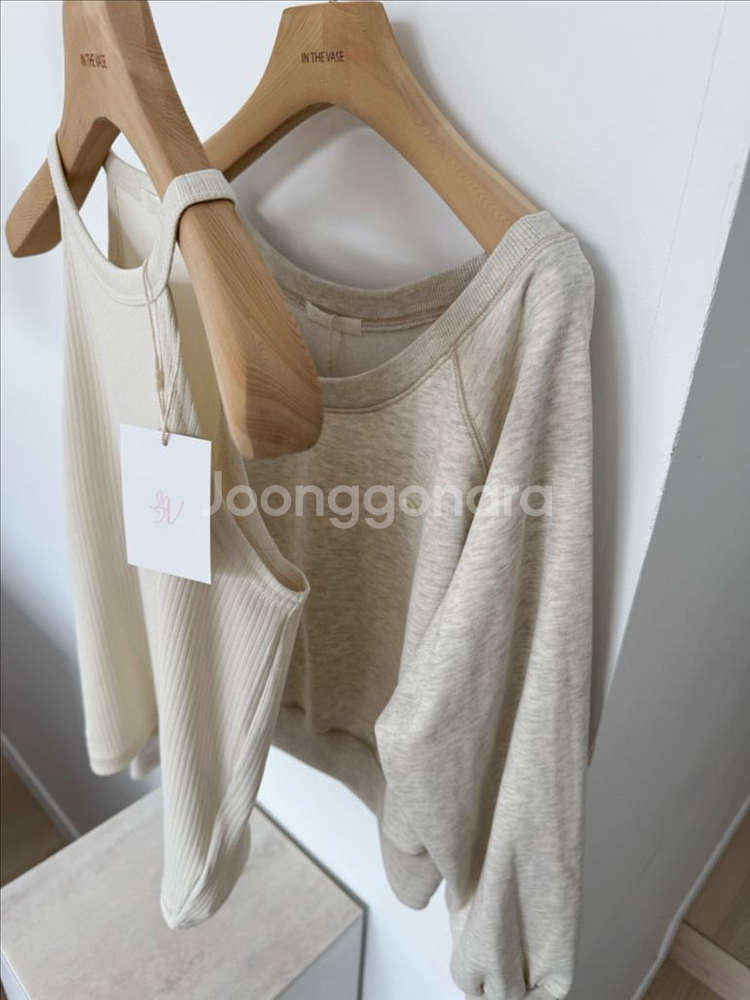 인더바즈 hazel cotton sweatshirts--1