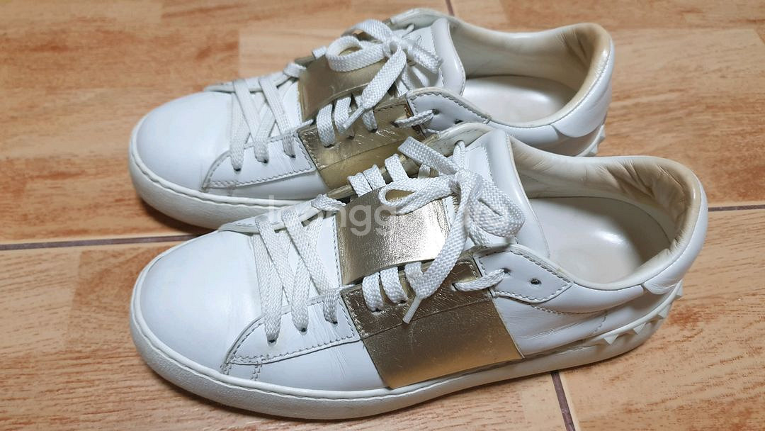 정품 발렌티노 히든 37 (240추천)--0