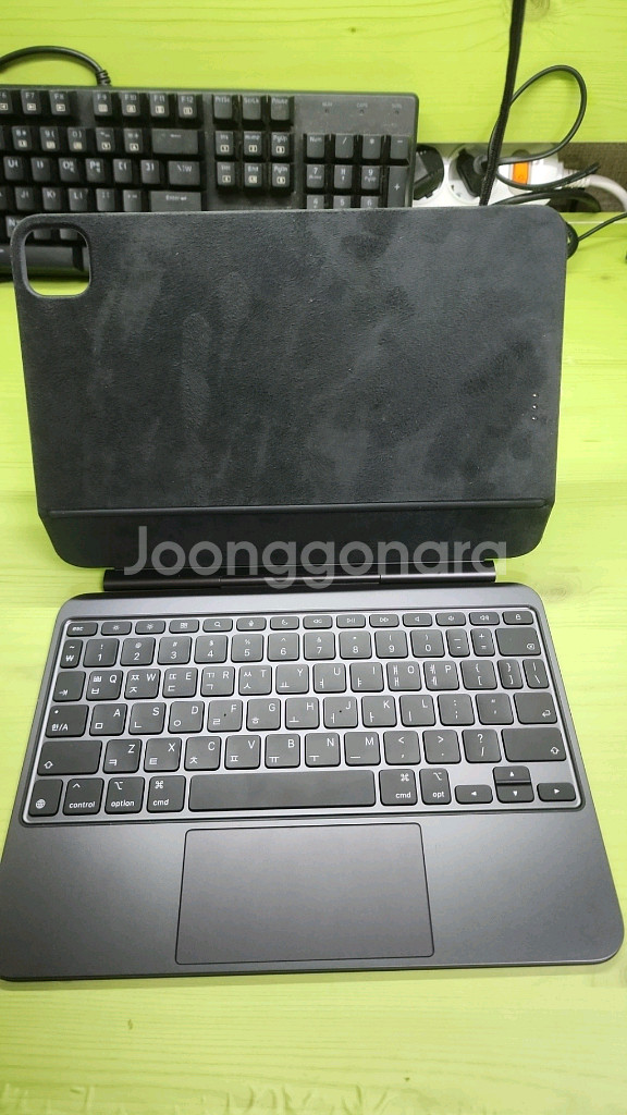 애플 정품 신형매직키보드m4 m5 11인치 블랙--0