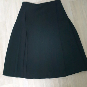 버버리 플리츠 스커트 판매합니다