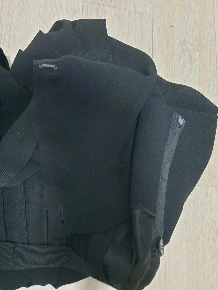 버버리 플리츠 스커트 판매합니다 이미지