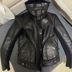 버버리런던 양가죽 무스탕 라이더 자켓