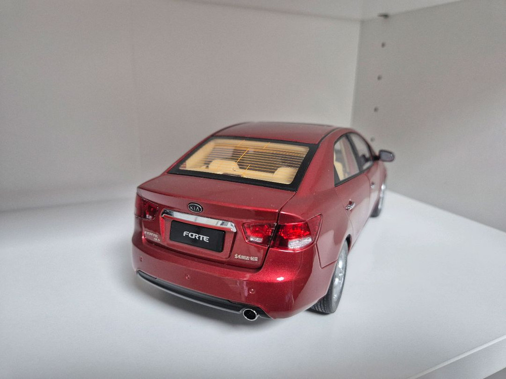 기아 포르테 1:18 다이캐스트--1