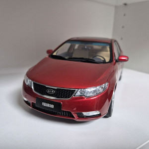 기아 포르테 1:18 다이캐스트