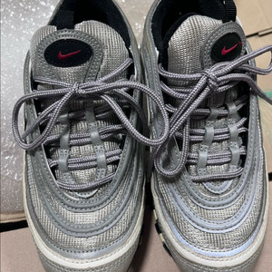 나이키 에어맥스 97 실버 230사이즈