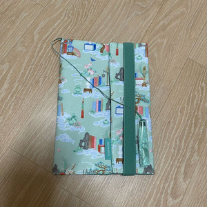 예스24 로야마드 책가도 북커버 그린