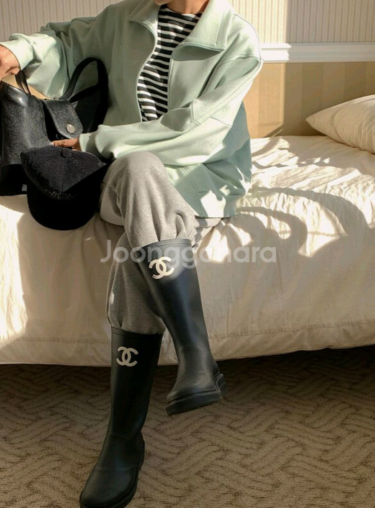 새상품) 드랑 자체제작 소프트 쿠션 집업--0