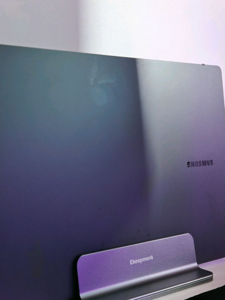 삼성 갤럭시북2 NT550XED 이미지