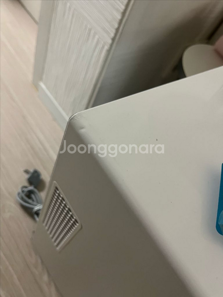 lg 미니 와인냉장고 새상품--3
