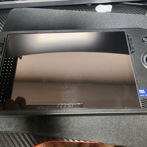 msi claw 클로 umpc 2테라 팝니다