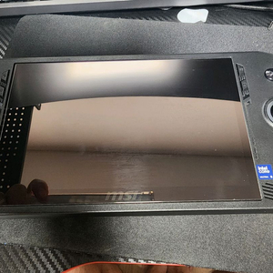 msi claw 클로 umpc 2테라 팝니다