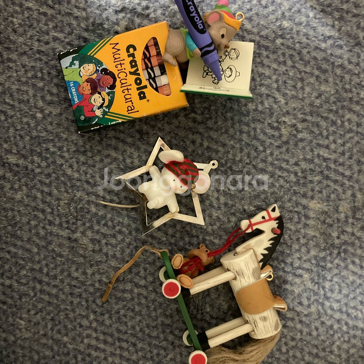 빈티지 크레욜라 크리스마스 오너먼트 세트--4