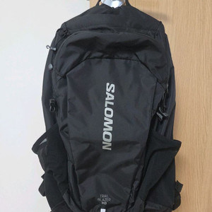 살로몬 트레일 블레이저30 검정 팝니다