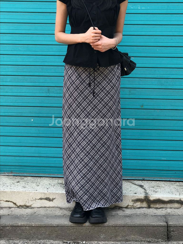 여름 체크 H라인 롱스커트--3