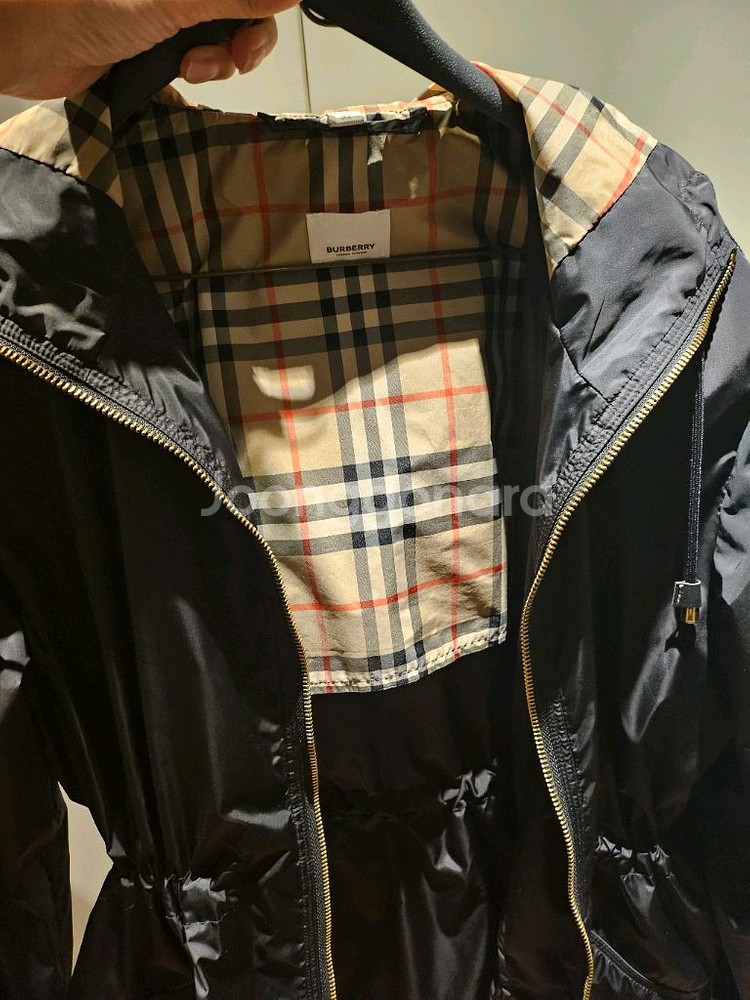 버버리 여성 바람막이 정품 백화점 55사이즈--1