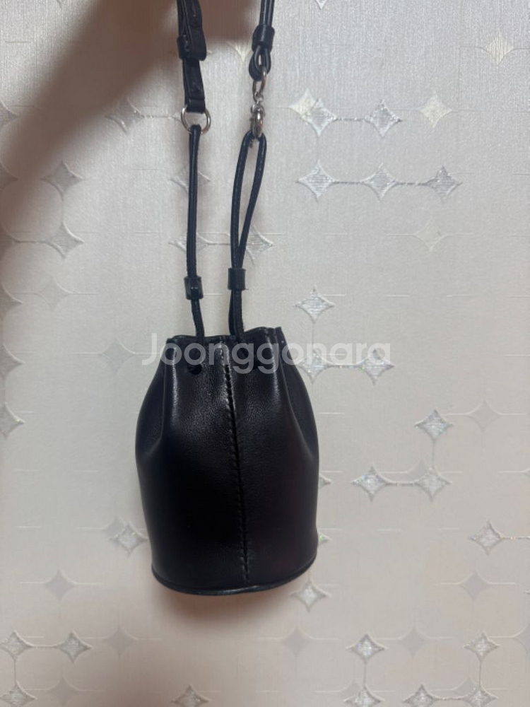 메종마르지엘라 마이크로버킷백 블랙--2