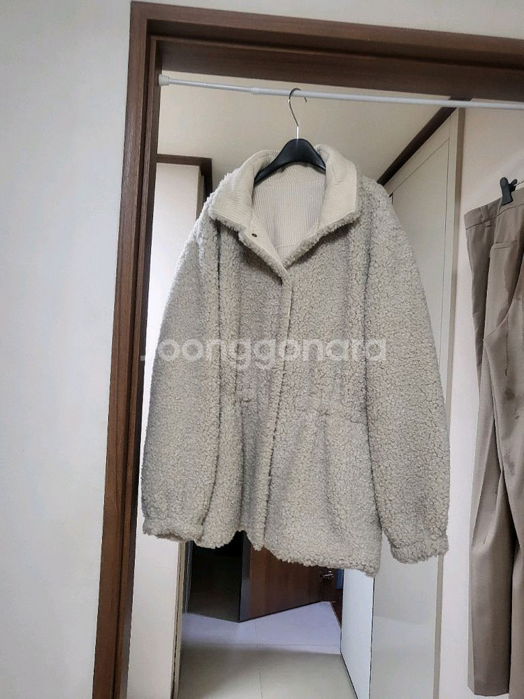 타임 뽀글이 코드레이 리버시블자켓팝니다--2