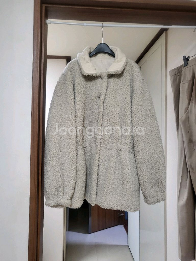 타임 뽀글이 코드레이 리버시블자켓팝니다--0