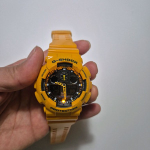 카시오 GA-100A 범블비