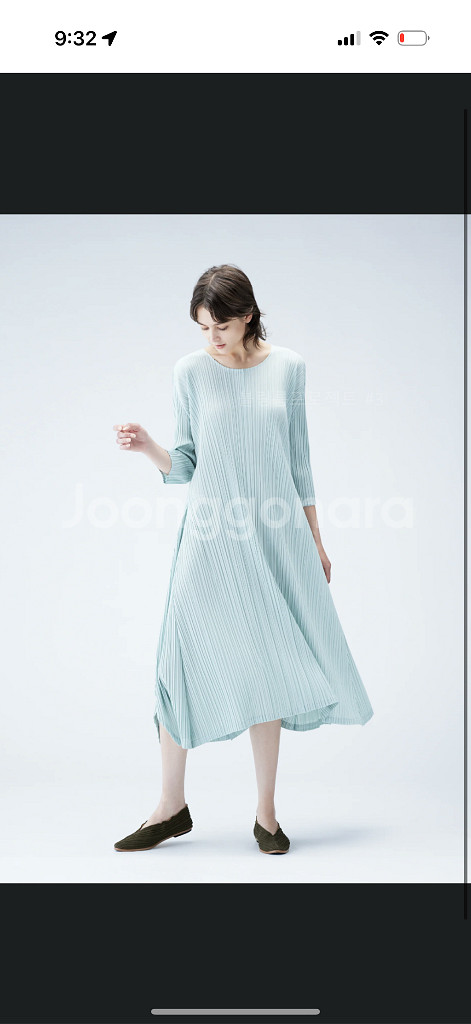 (새상품) 플리츠플리즈 멜로우 페일그린 원피스--5