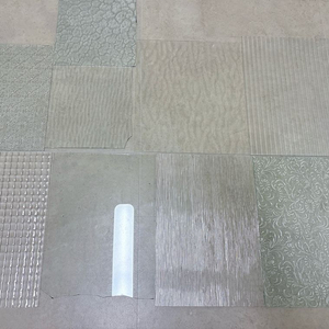 스테인드글라스 투명 유리