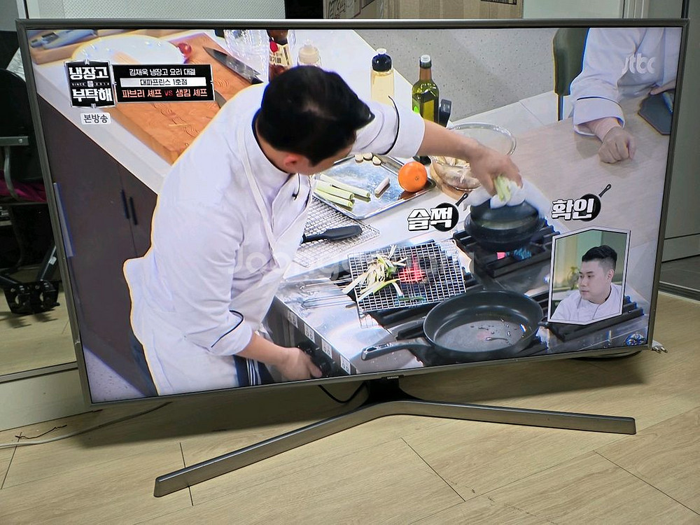 삼성 TV 50인치 UHD--0