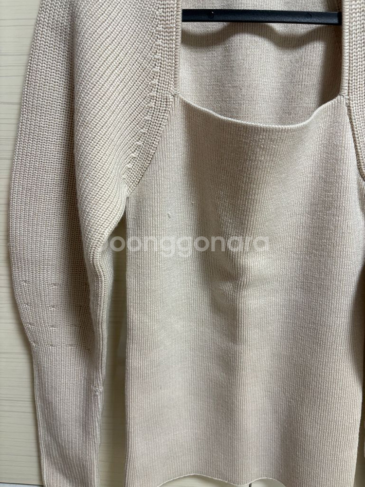 Cos 코스 퍼프 슬리브 니티드 탑 S (실사 첨부)--8