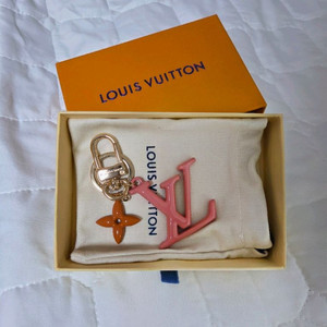 루이비통 핑크 LV 키링 풀박스