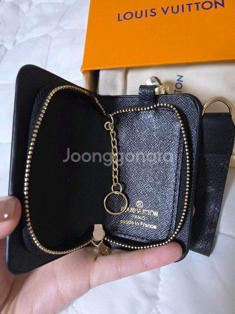 루이비통 키 파우치 블랙 모노그램 새상품--1