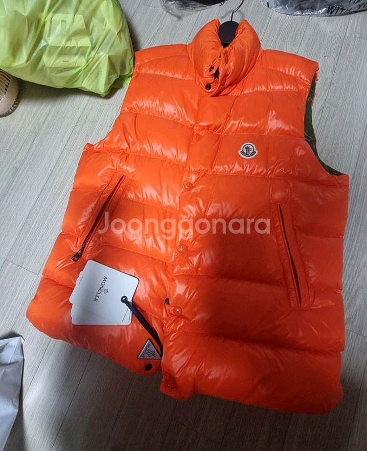 몽클레어 TIBB 패딩조끼 4--1