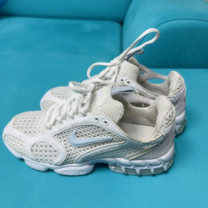 나이키 스피리돈 케이지2 운동화 판매해요