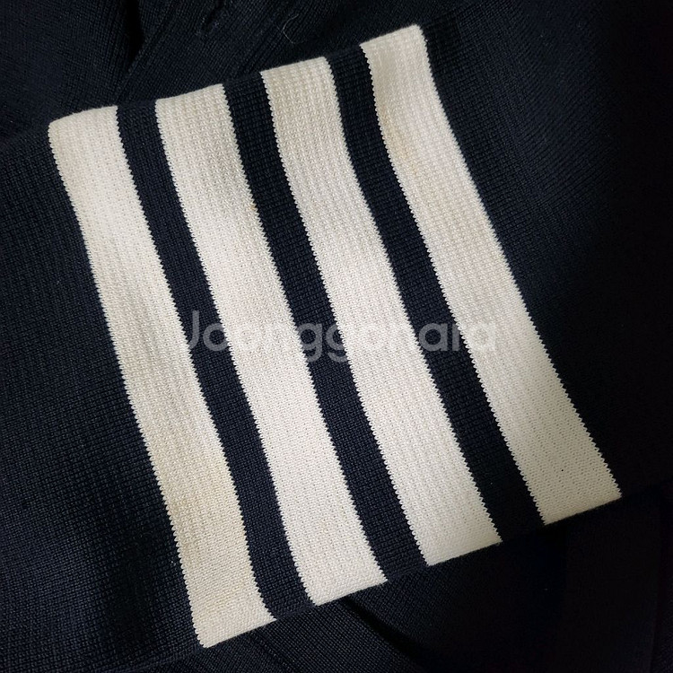 톰브라운 밀라노스티치 금장 가디건 2사이즈--2