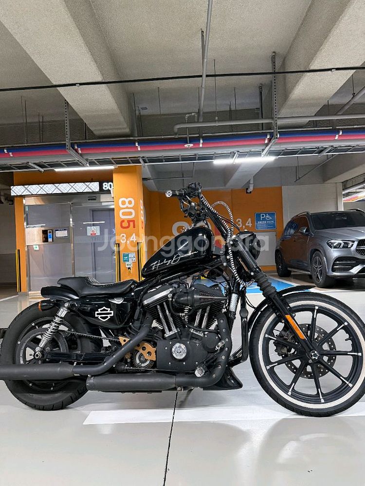 할리데이비슨 아이언883--3