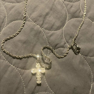 새상품 실버 십자가 큐빅 목걸이 도금