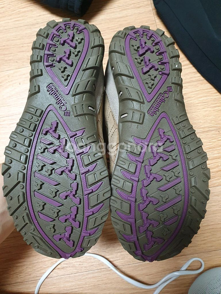 컬럼비아 운동화--1